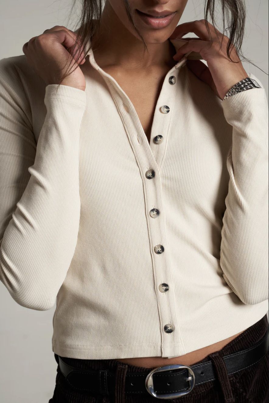 Perfect White Tee Amee Top