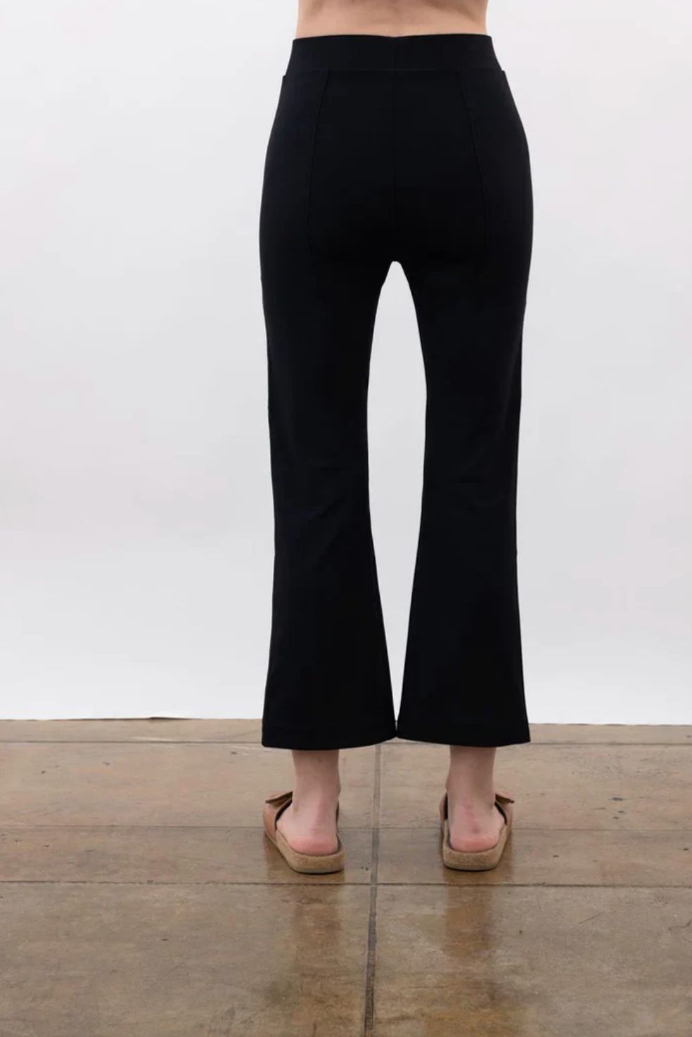 Elaine Kim Vista Tech Stretch Flare Leggings