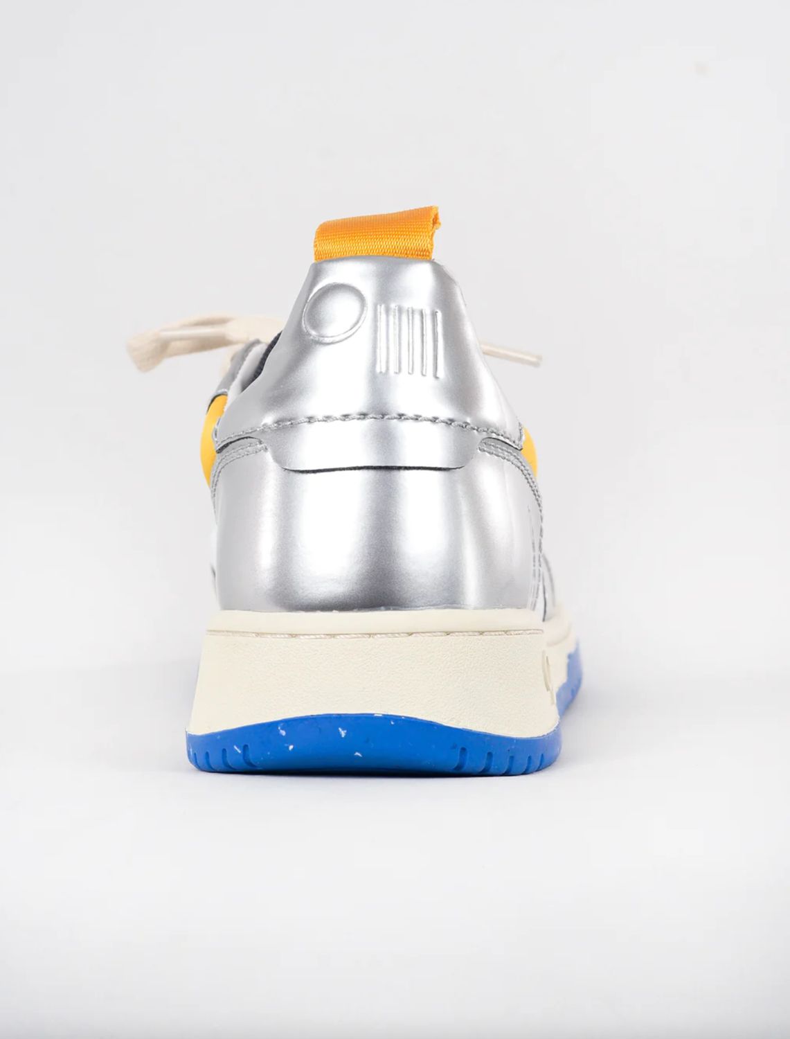 Oncept Phoenix Sneaker