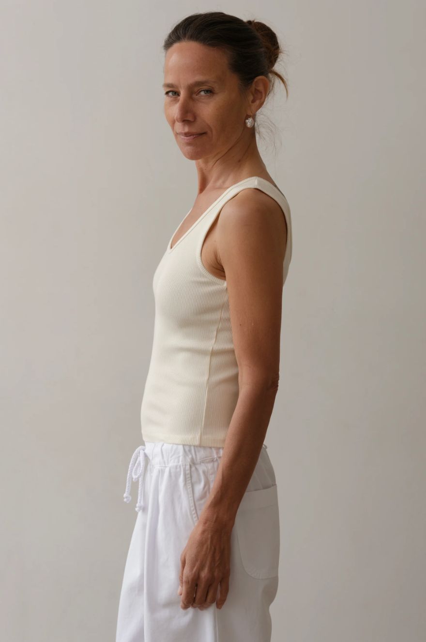 Donni Rib Scoop Tank in Creme