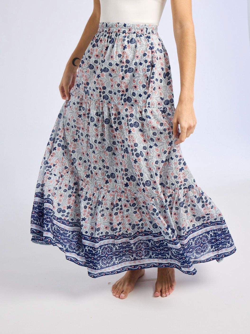 Mille Paola Skirt in Navy Floral