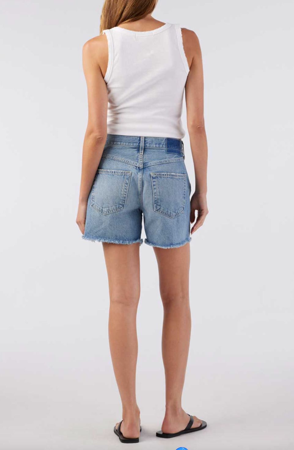 AMO Billie Short in Free Spirit Wash