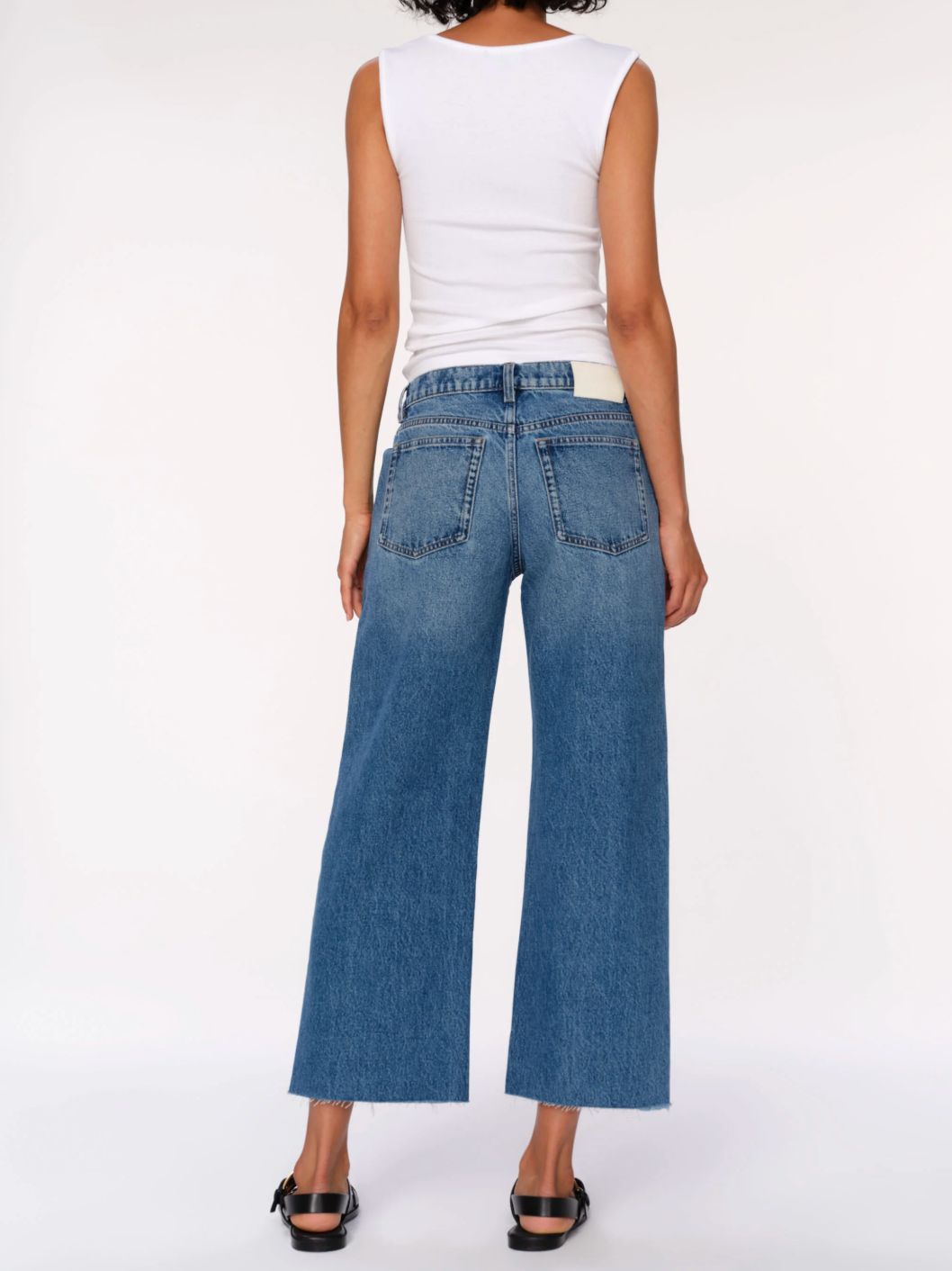 DL1961 Drue 27" Low Rise Crop Jean in South Lake