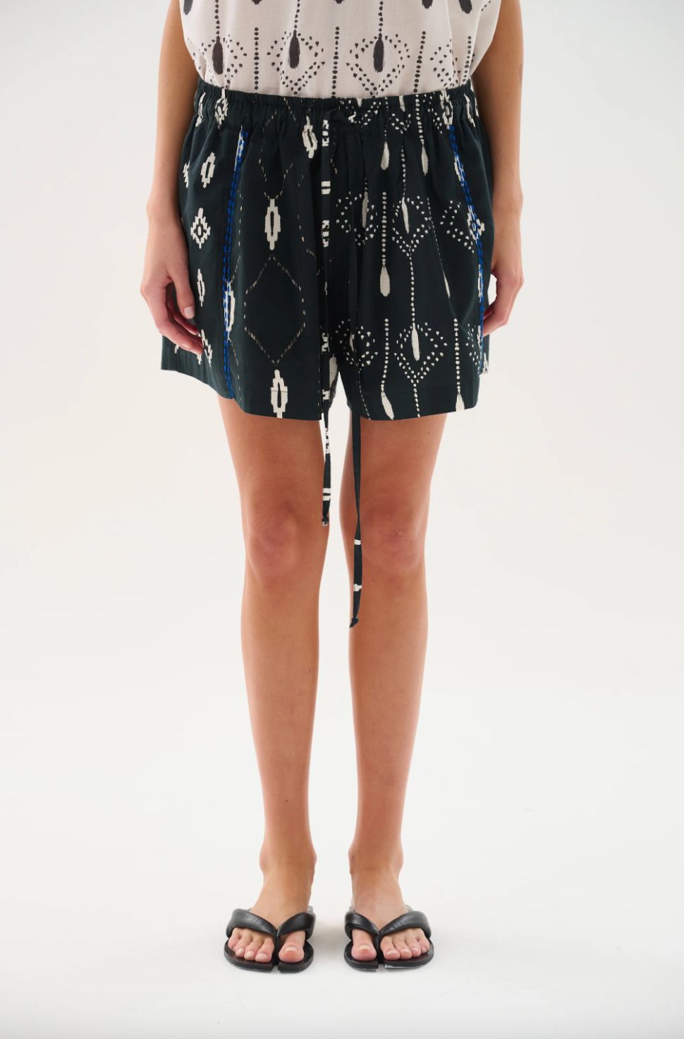 Maria Cher Tocuato Bacan Shorts