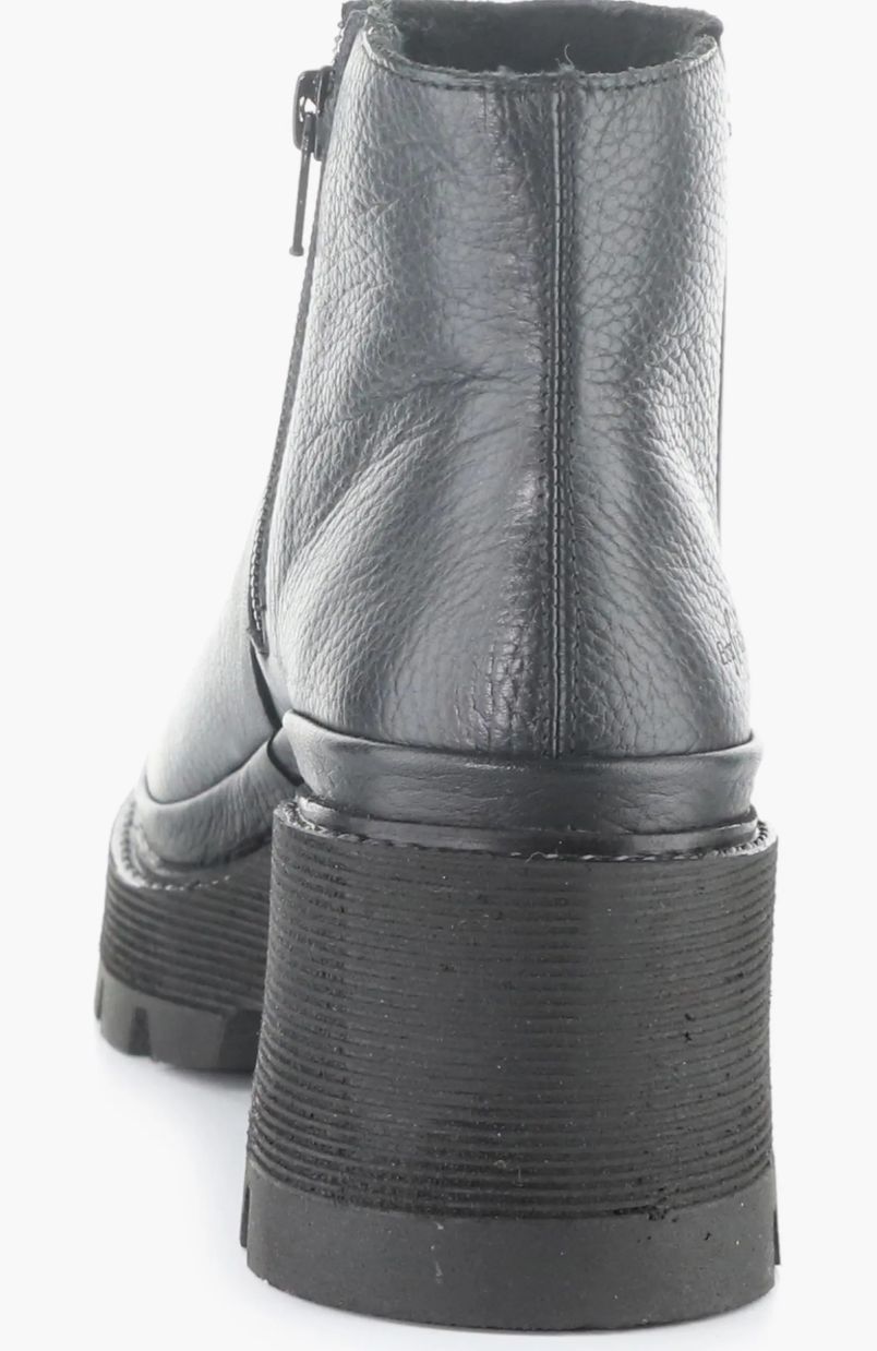 Bos &amp; Co Gais Boot in Black