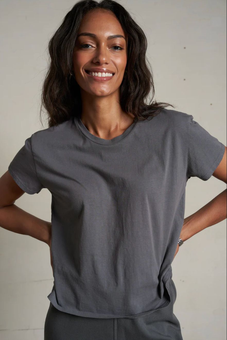 Perfect White Tee Harley Tee in Charcoal