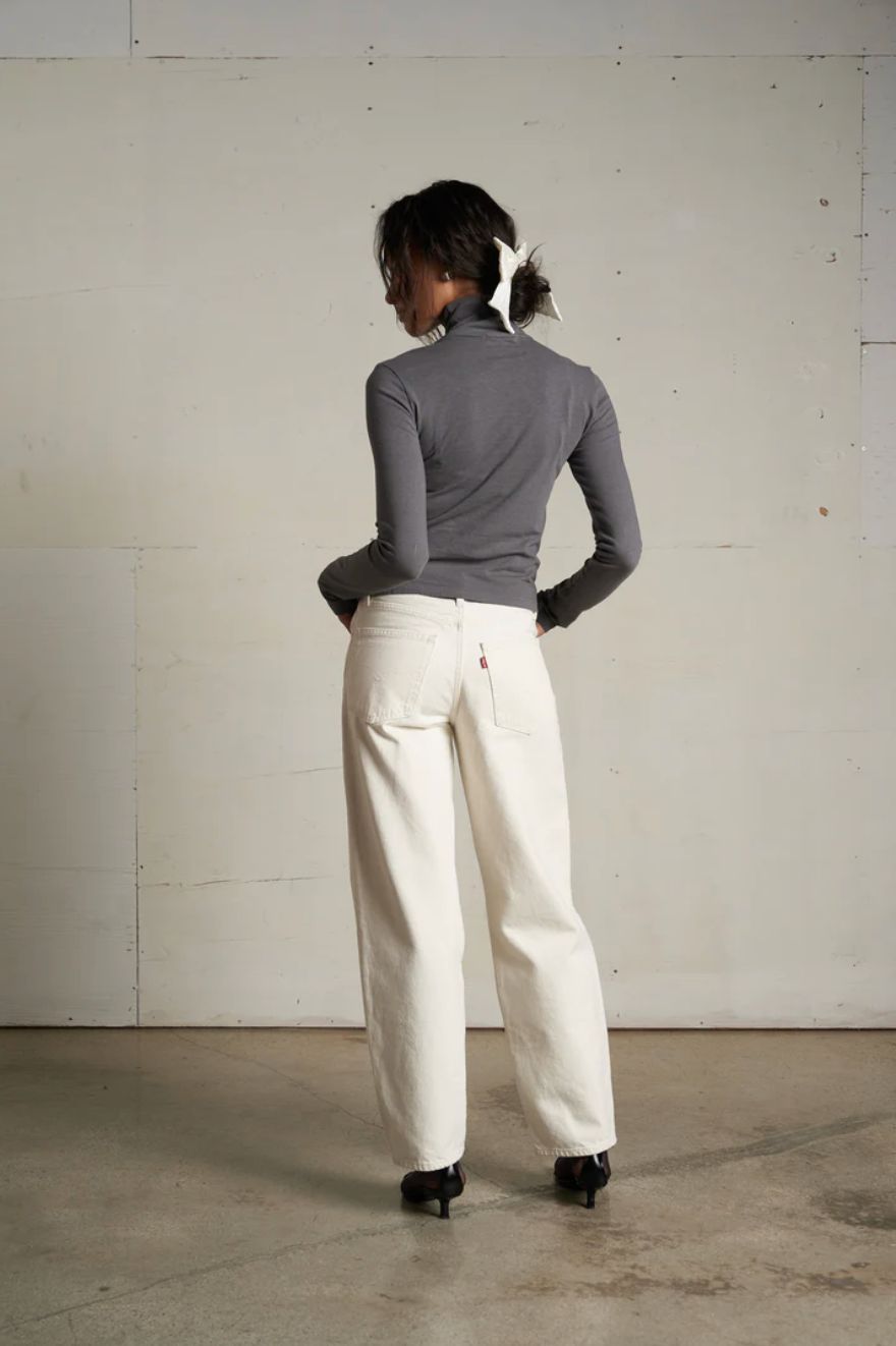 Perfect White Tee Cindy Turtle Neck