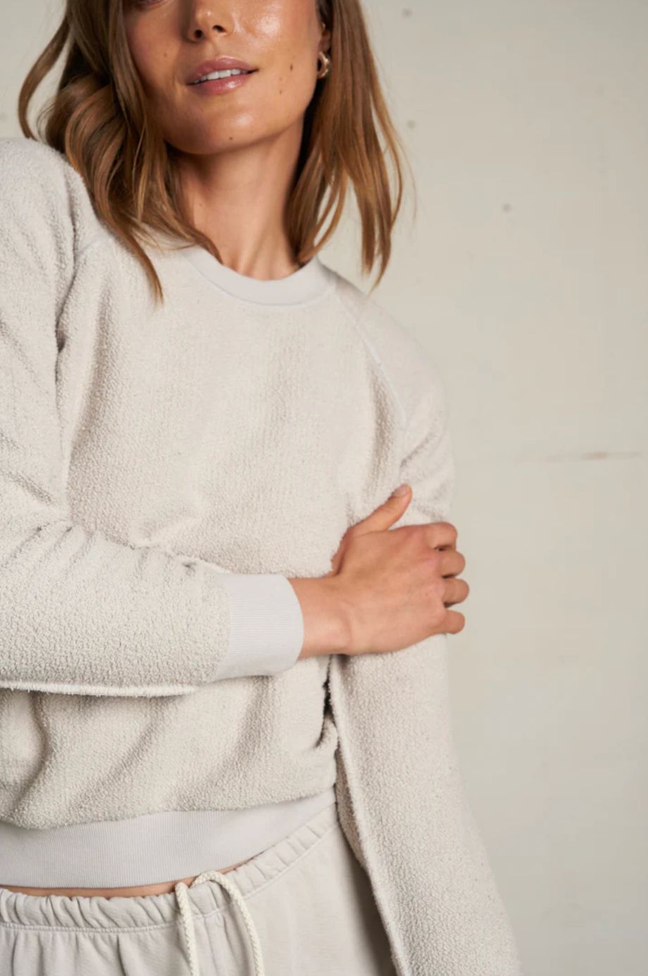 Perfect White Tee Ziggy Sweatshirt in Silver
