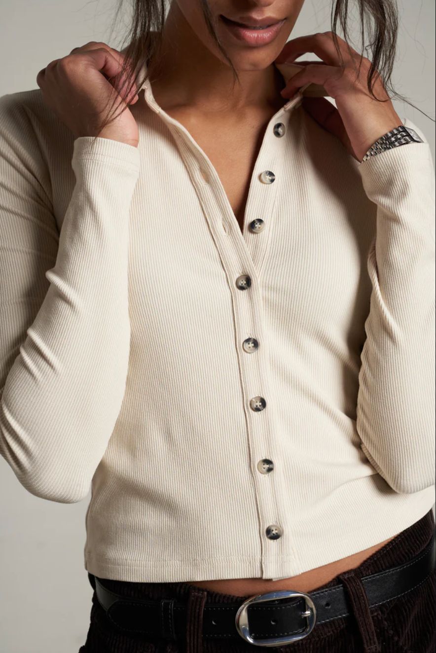 Perfect White Tee Amee Top