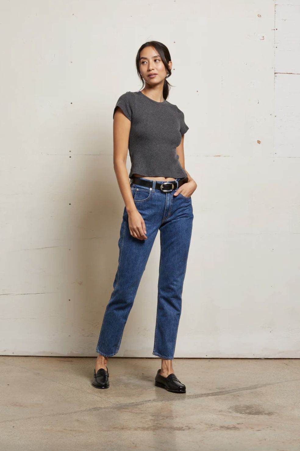 Perfect White Tee Gabby Crew Neck Tee in Charcoal