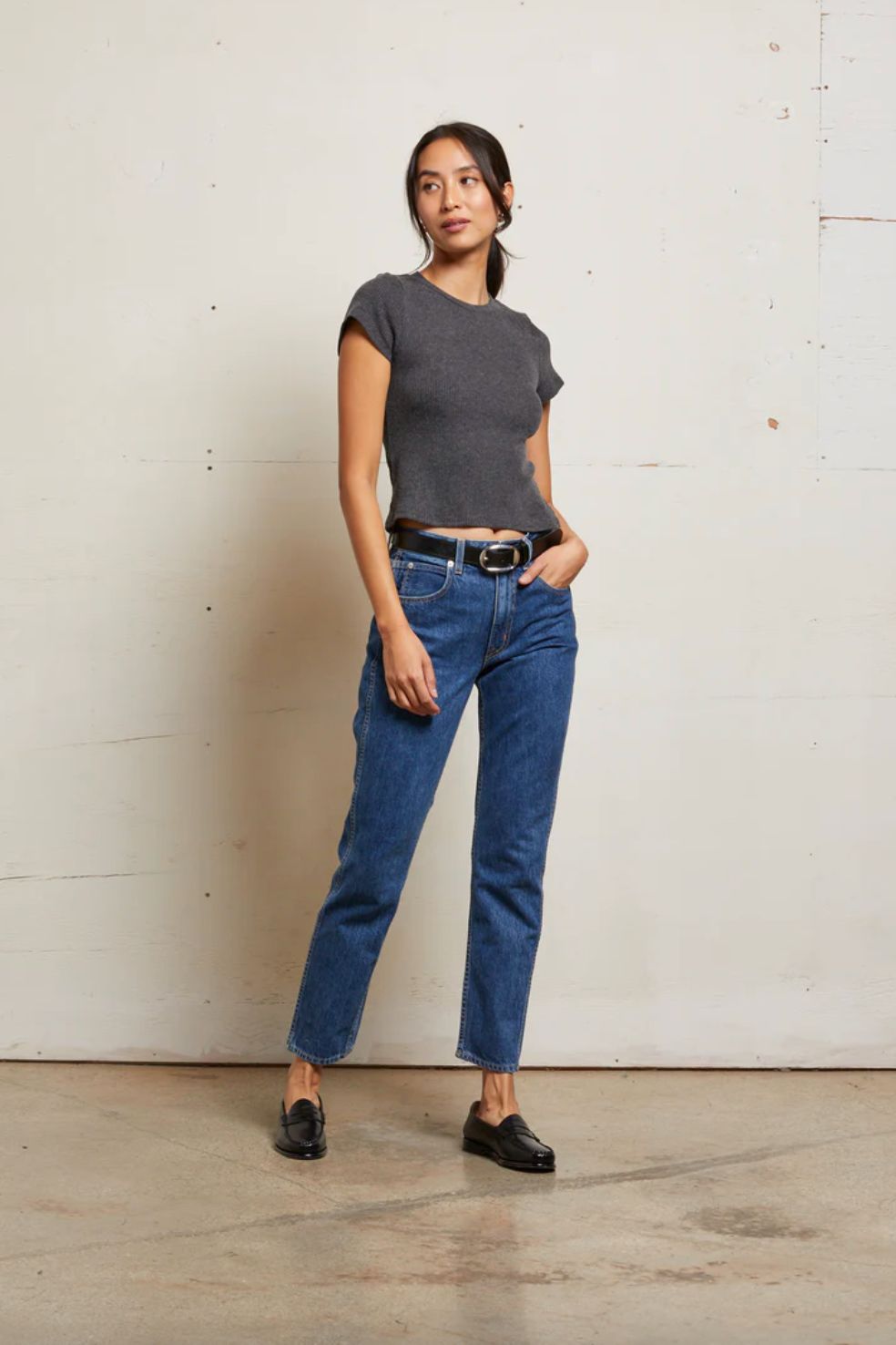 Perfect White Tee Gabby Crew Neck Tee in Charcoal