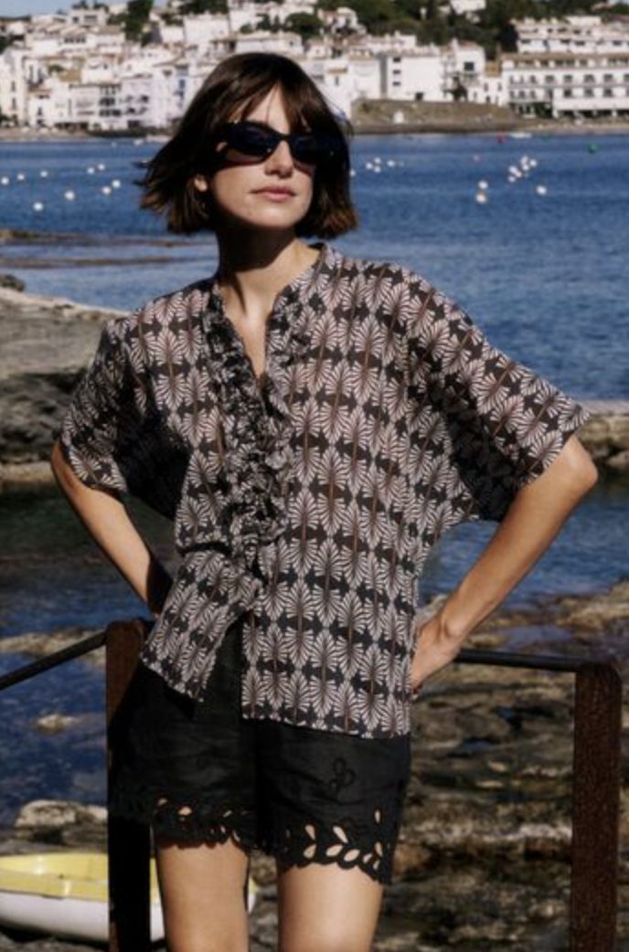 0039 Daisy Blouse in Voile Black Print