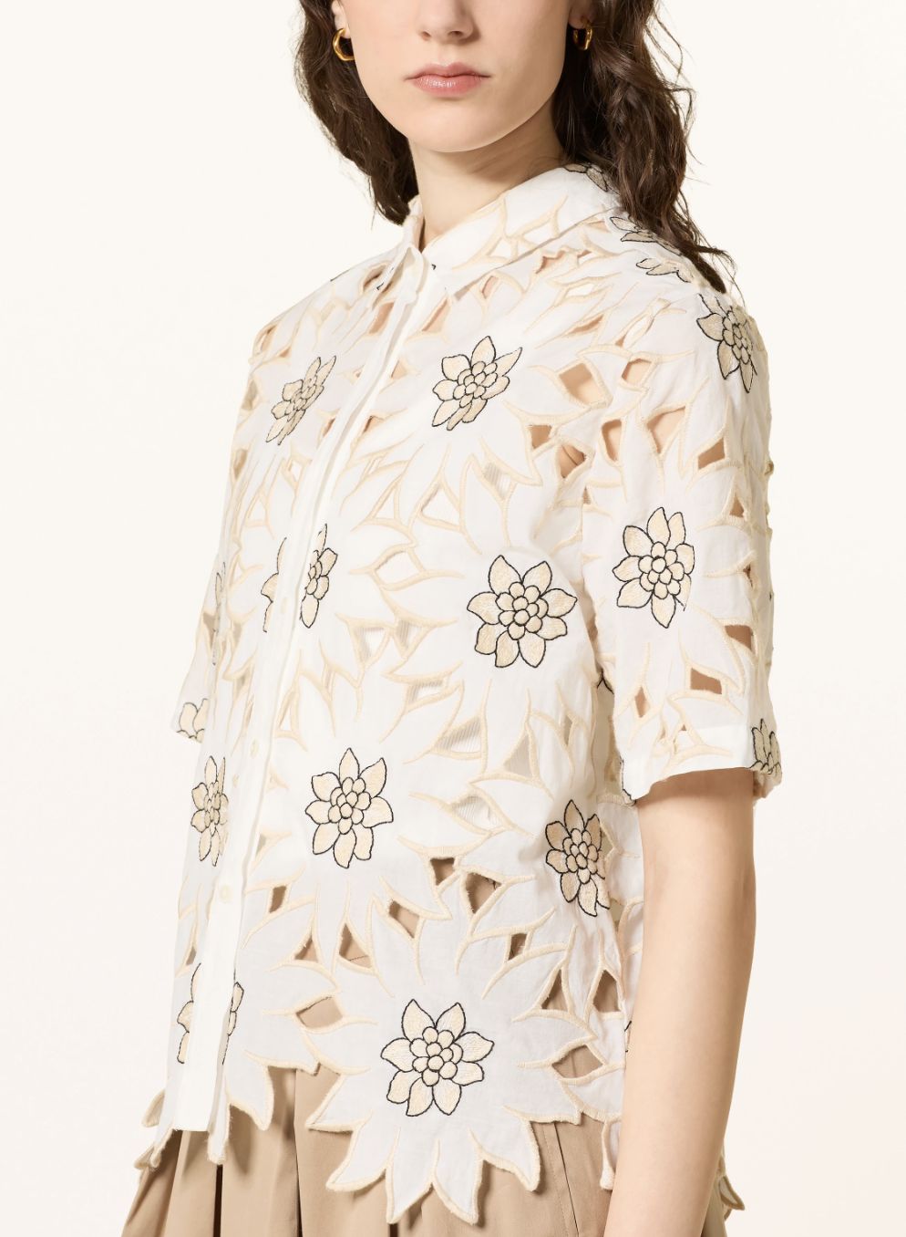 0039 Italy Bea Floral Openwork Blouse