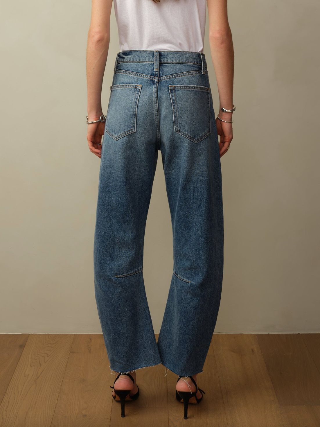Road To Nowhere Pilon in Berlin Blue Jean