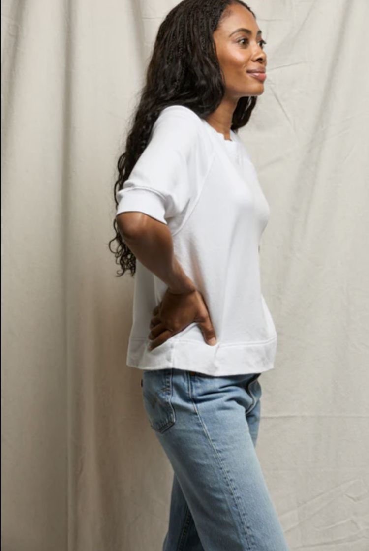 Perfect White Tee Effie Sweatshirt