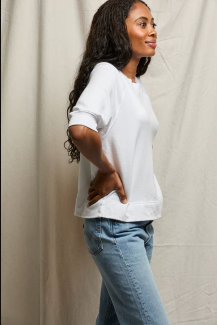 Perfect White Tee Effie Sweatshirt