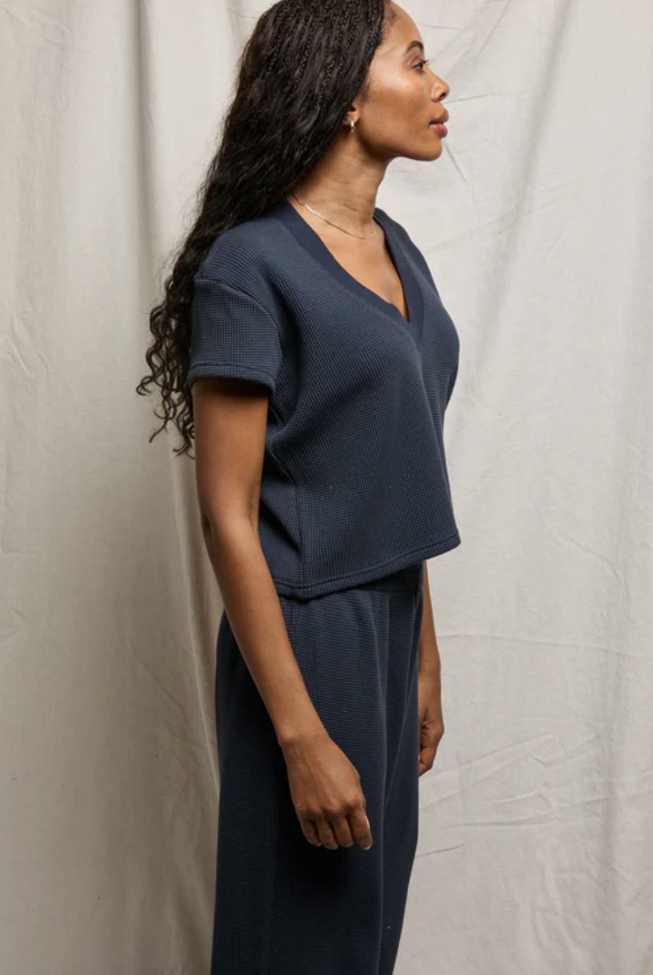 Perfect White Tee Jada Waffle Tee in Navy