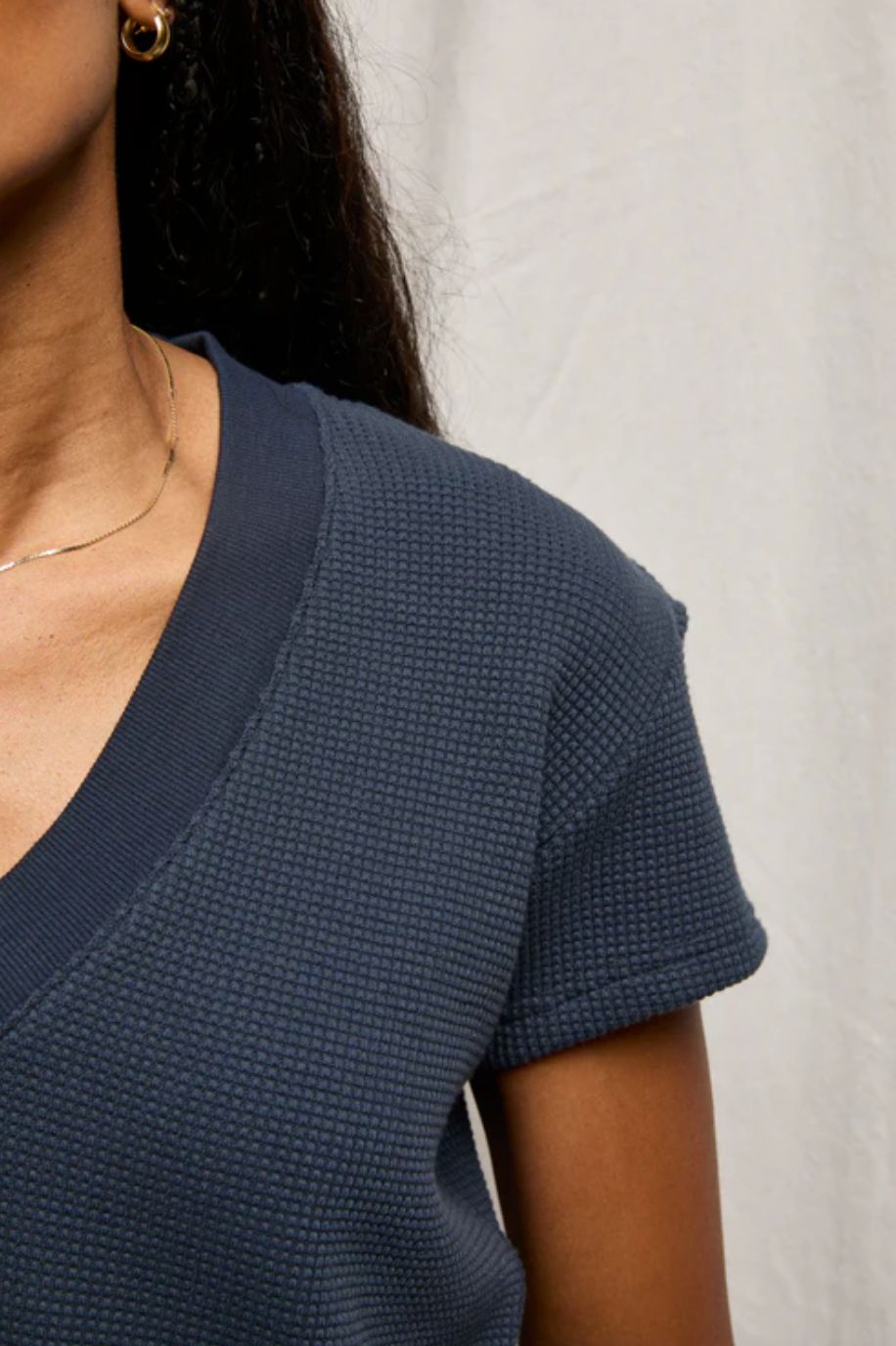 Perfect White Tee Jada Waffle Tee in Navy