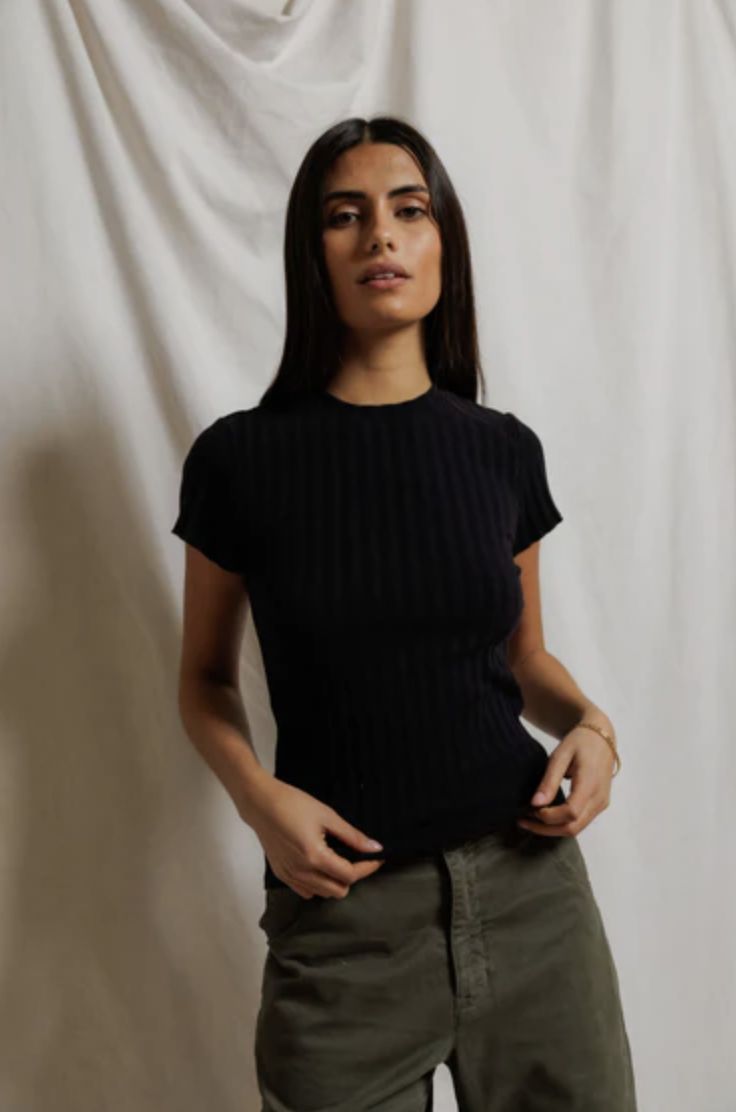 Perfect White Tee Suri