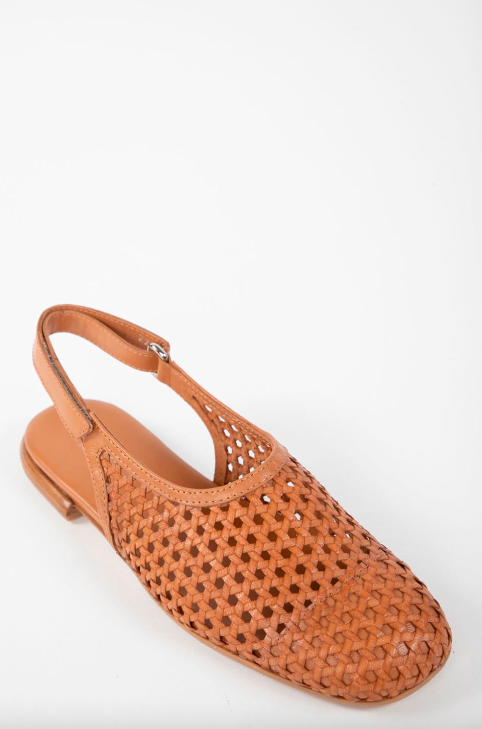 Homers Kala Woven Flat Sling Back, Color: Cuir, Size: 36