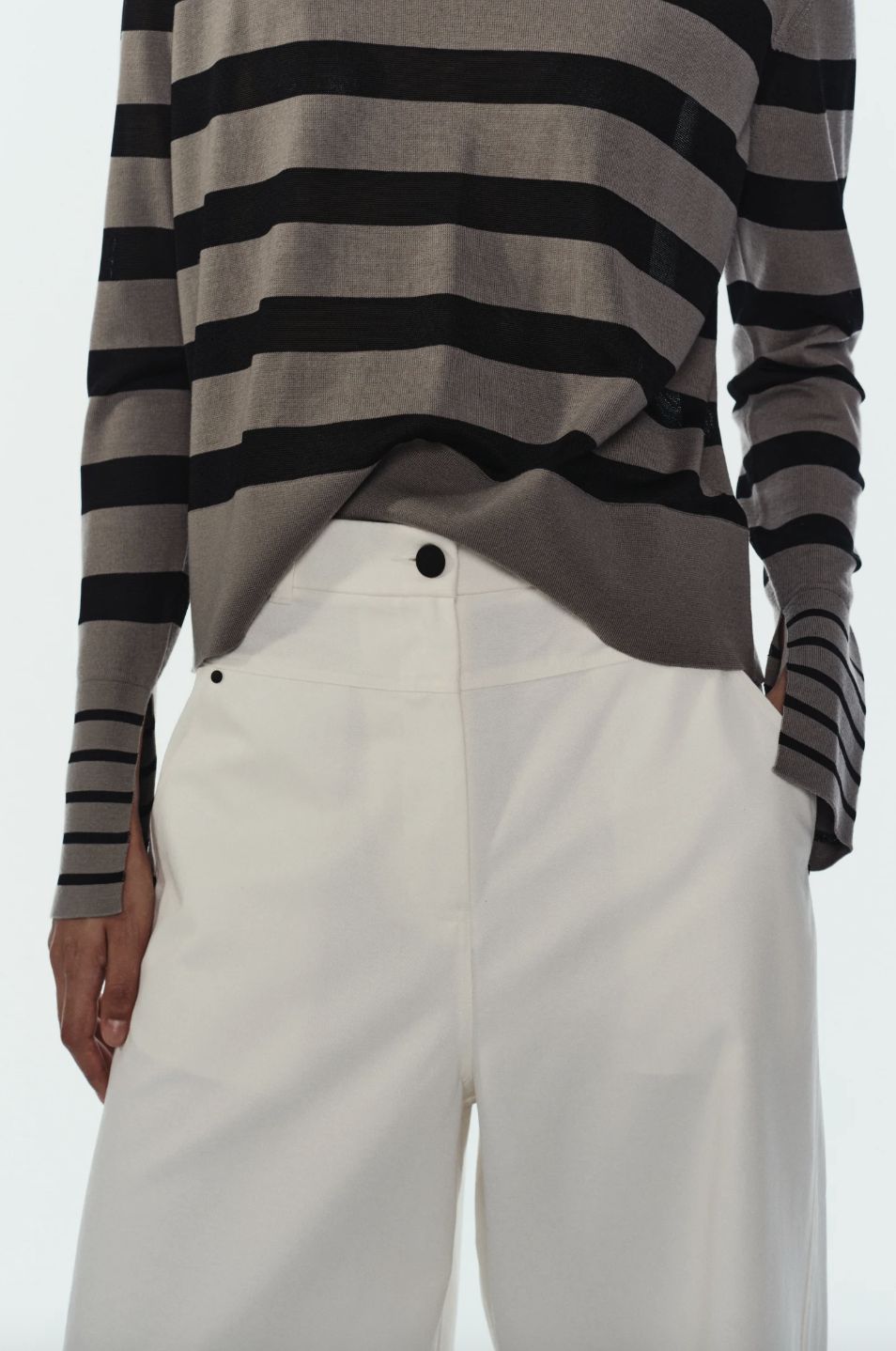 Saint Art Odette Striped Sweater