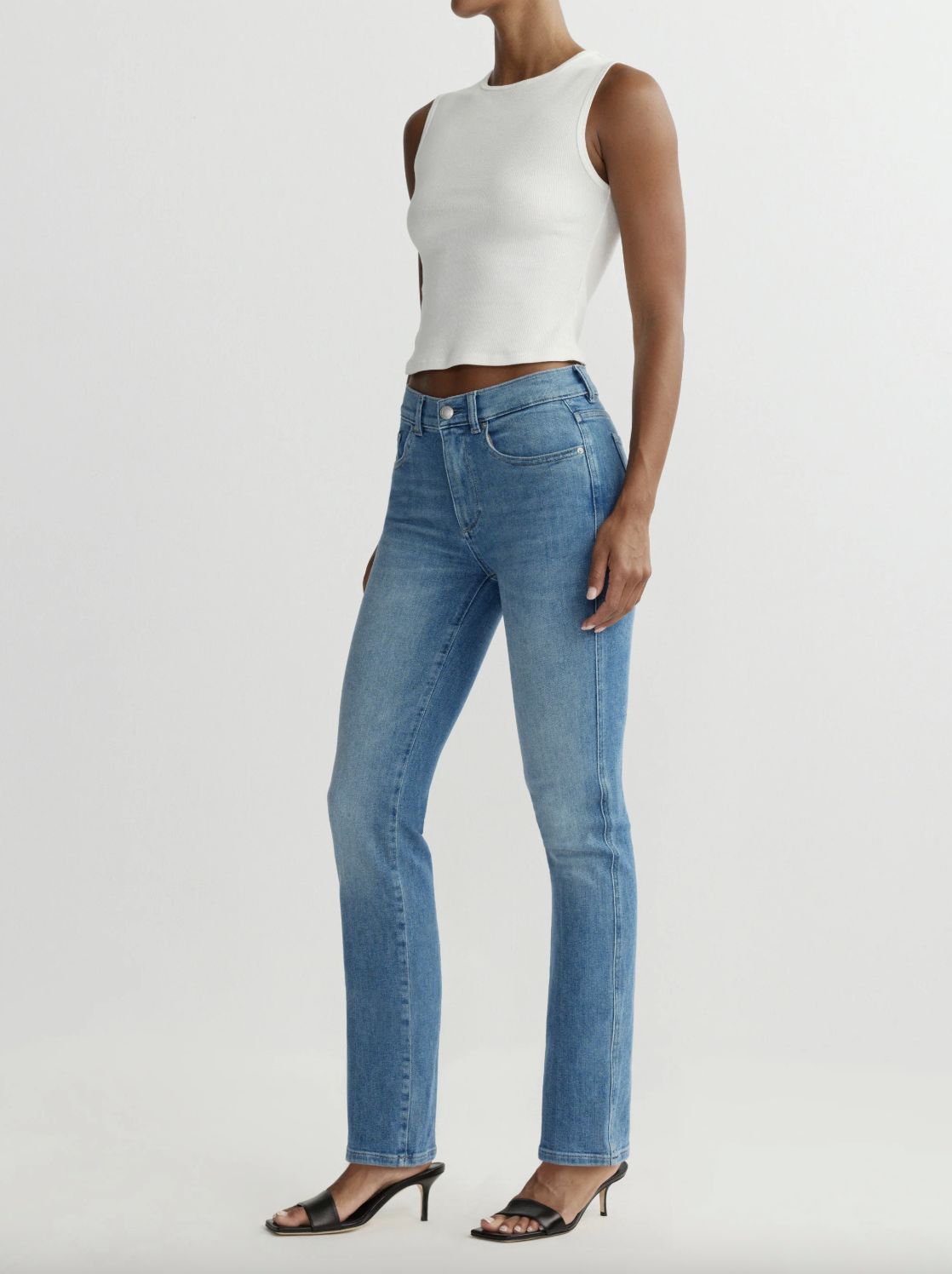 DL 1961 Mara Straight Mid Rise in Provincetown