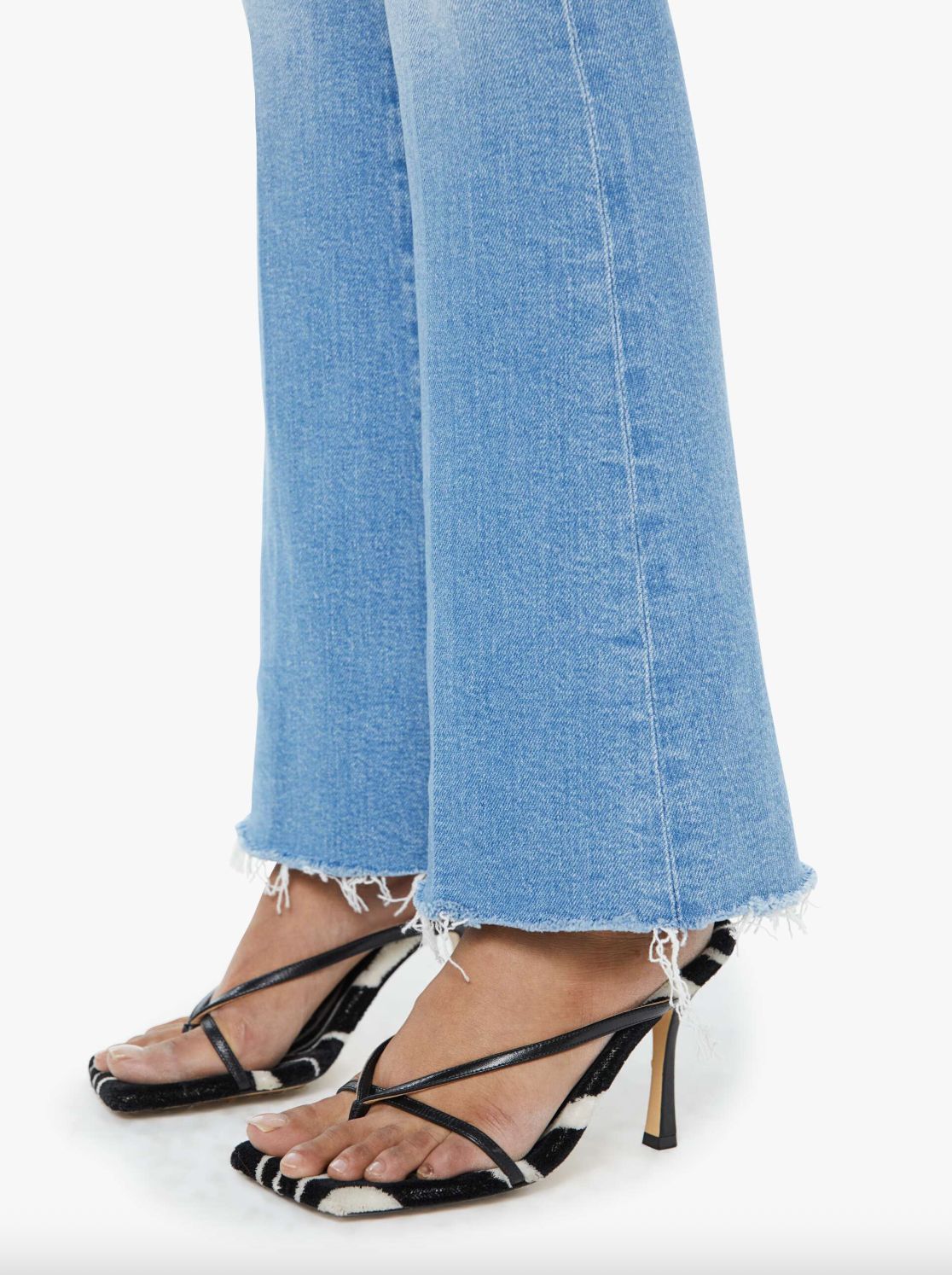 Mother Lil Weekender Fray Jean in Satisfy Your Cravings