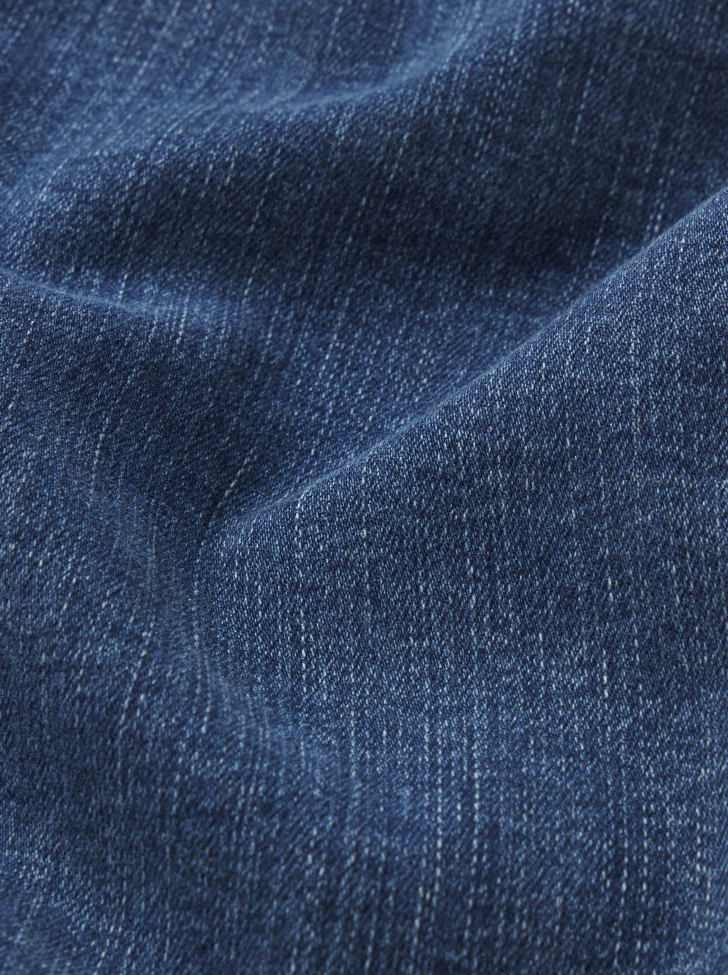 Frame Le Sleek Straight Jean in Ease