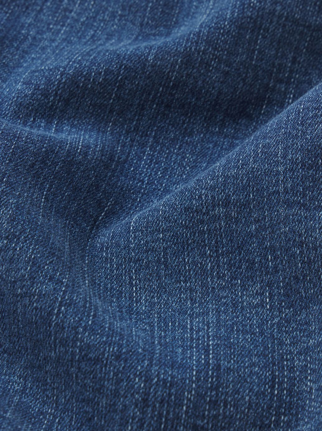 Frame Le Sleek Straight Jean in Ease