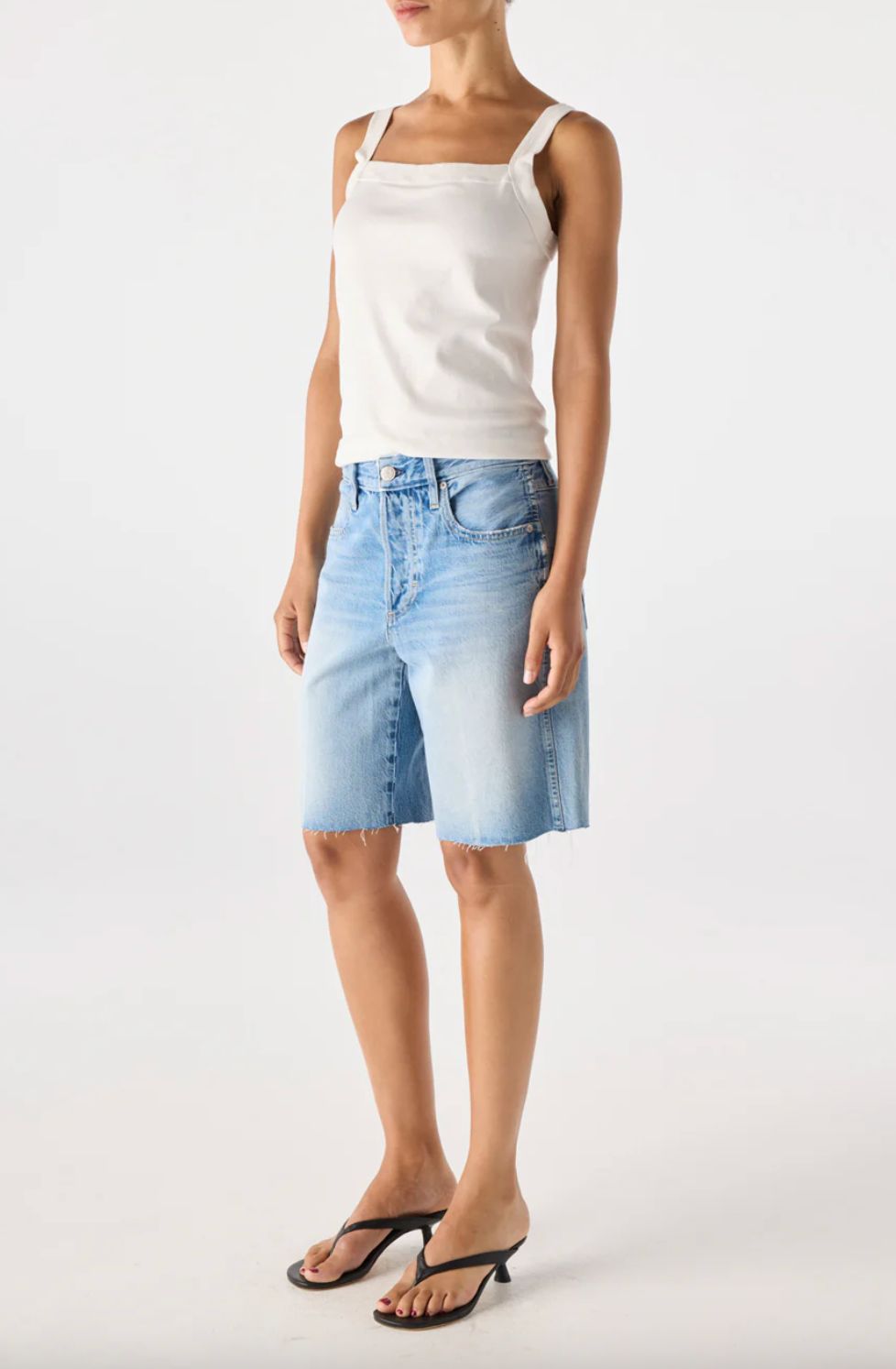 AMO Steph Short in Breeze