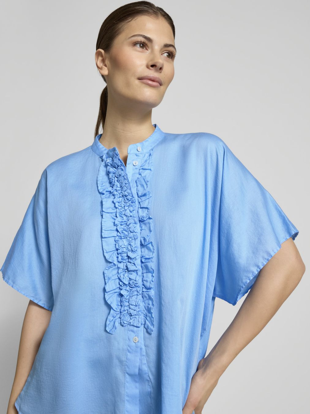 0039 Daisy Ruffle Blouse