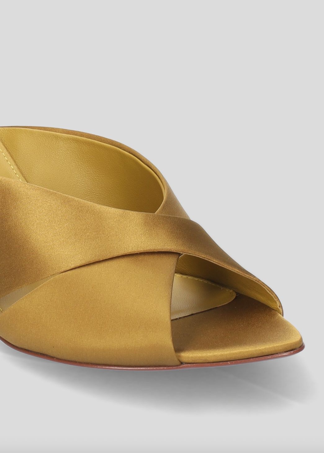 Lola Cruz Lena Mule