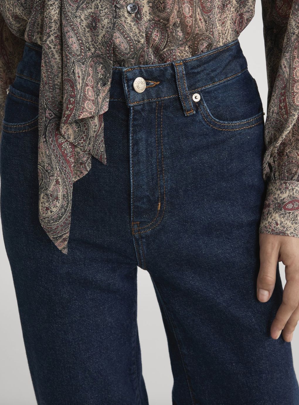 Frame The Wide Jean in Taboo