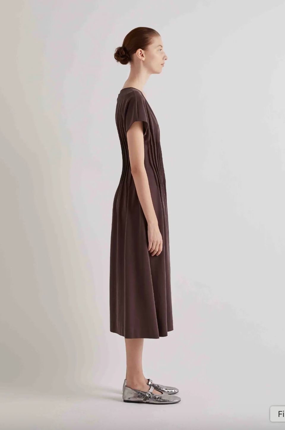 Meimeij Fitted Pleat Dress