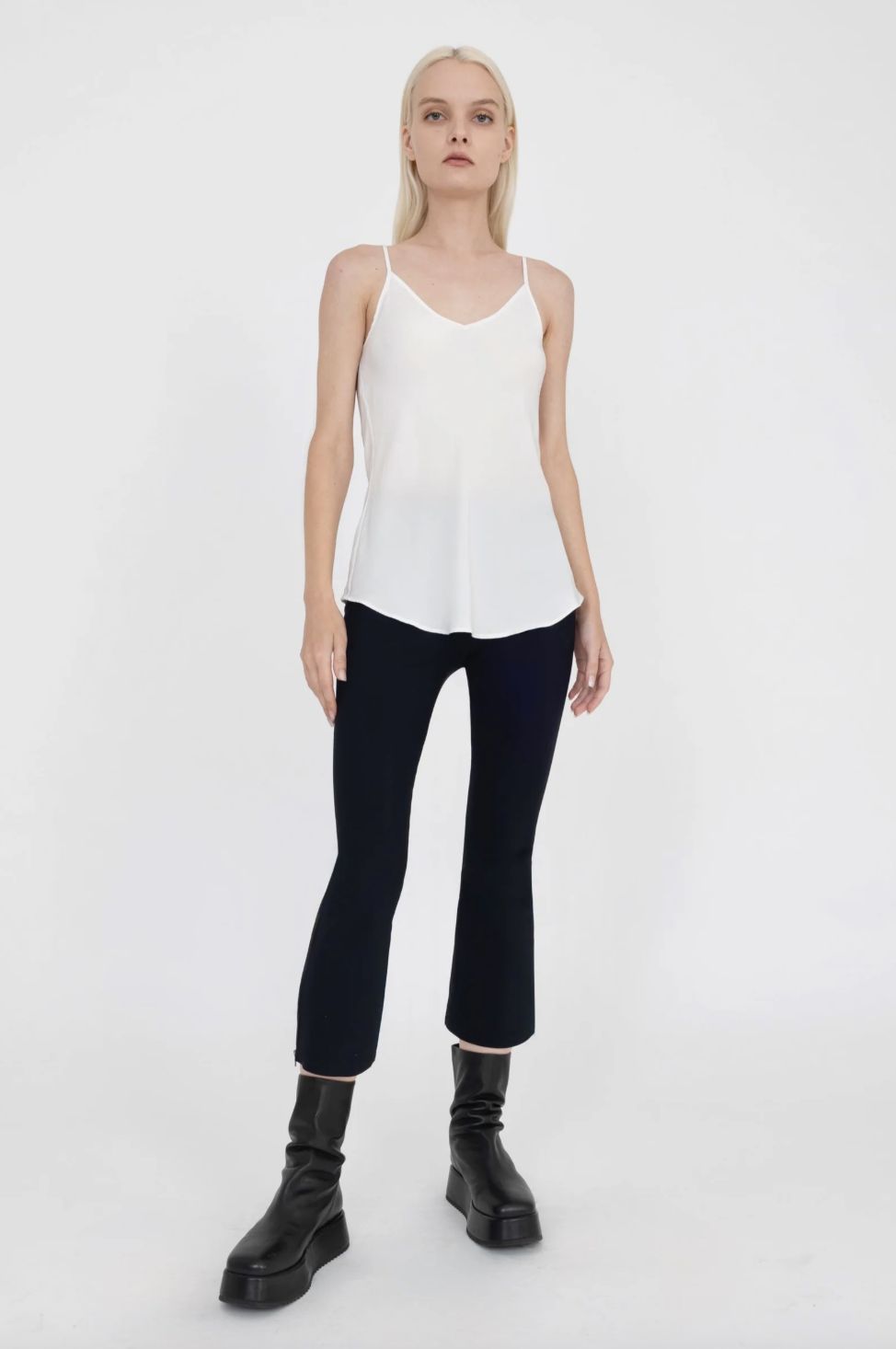 Elaine Kim Mitra Pant in Black