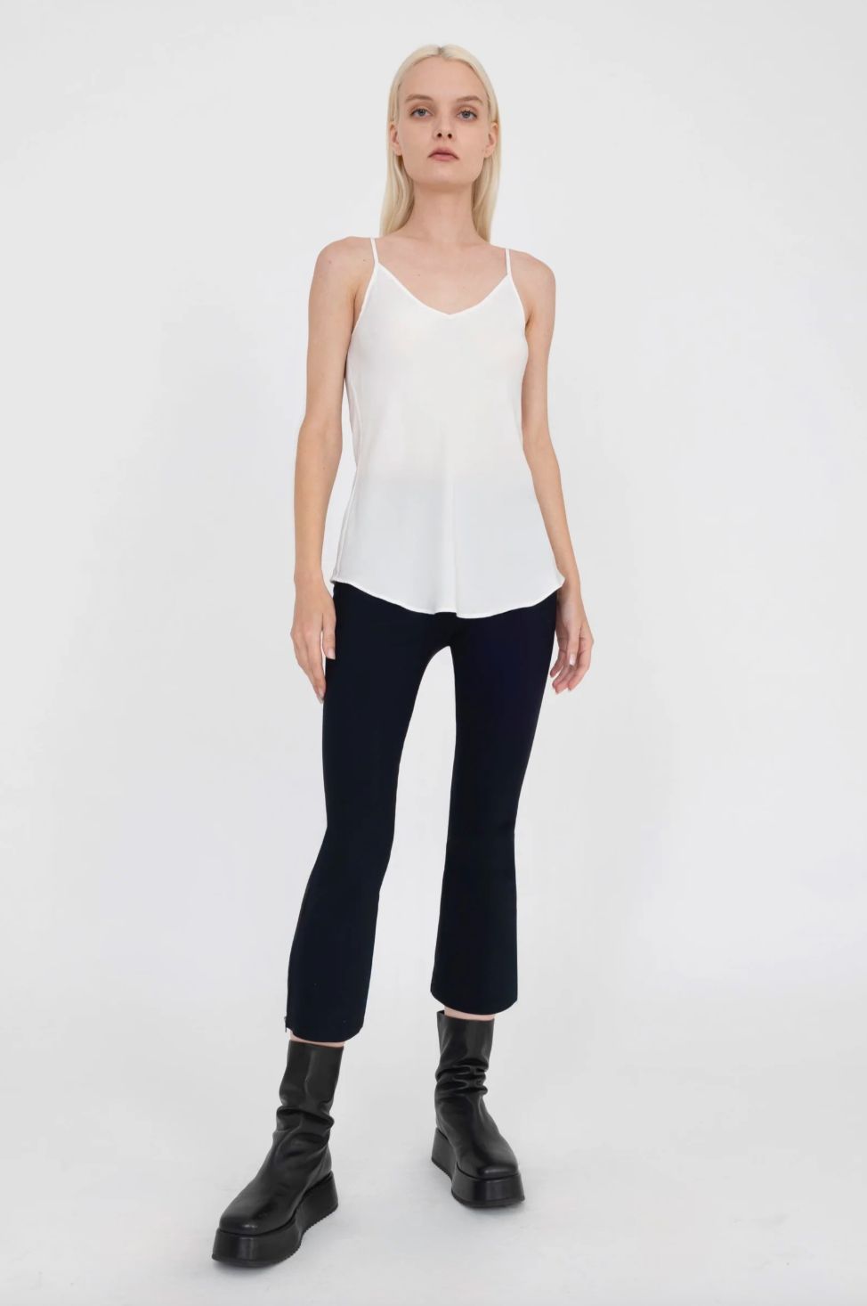 Elaine Kim Mitra Pant in Black