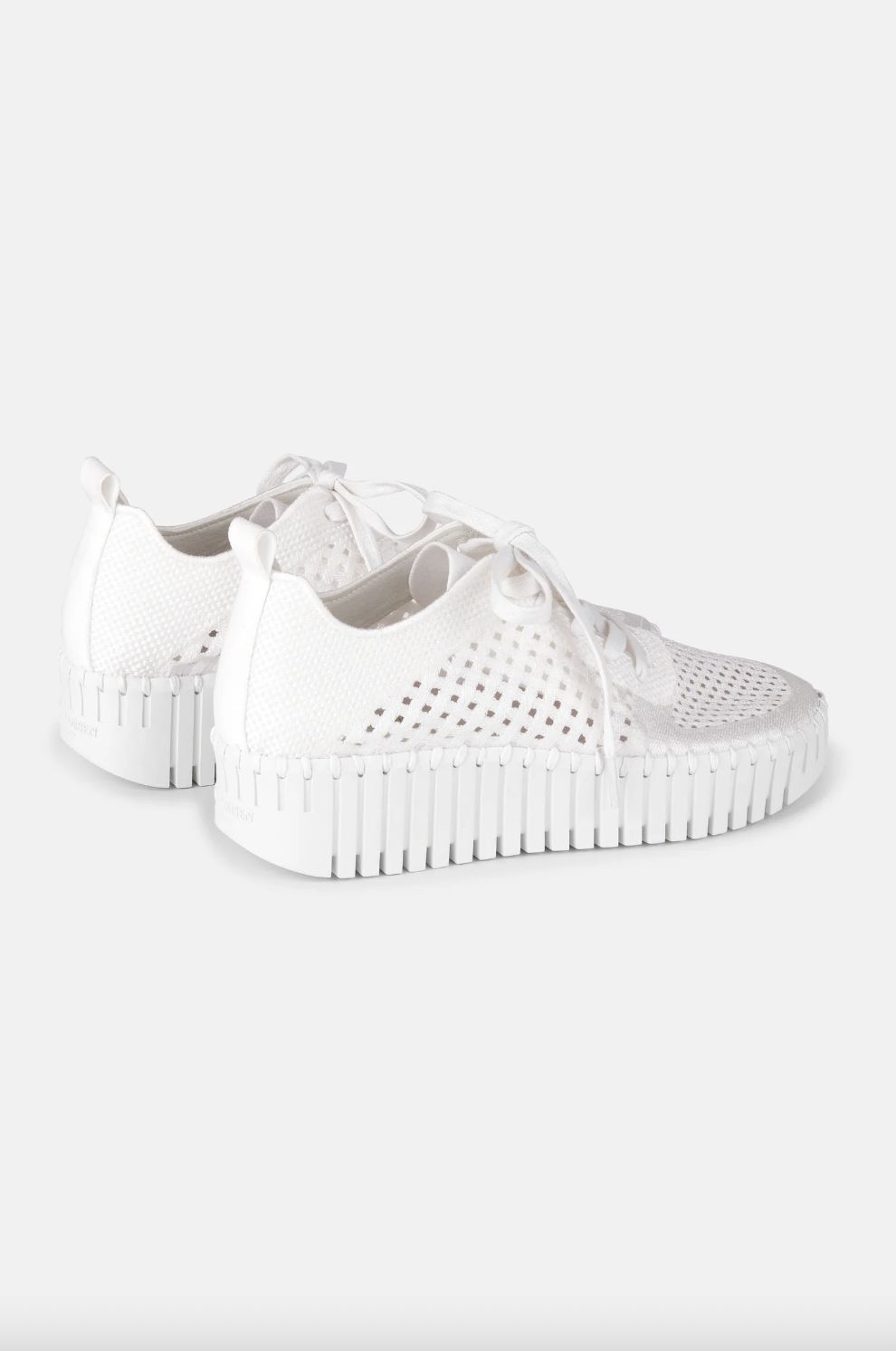 Ilse Jacobsen Embroidery Tulip in White