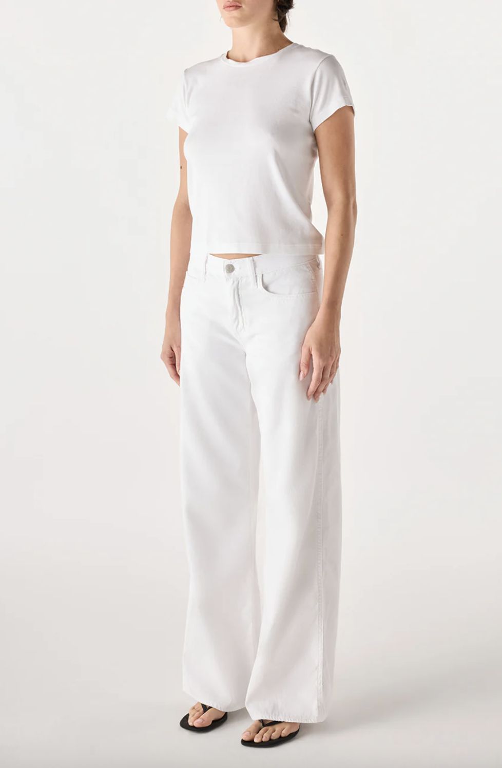 AMO Regina Jean in White