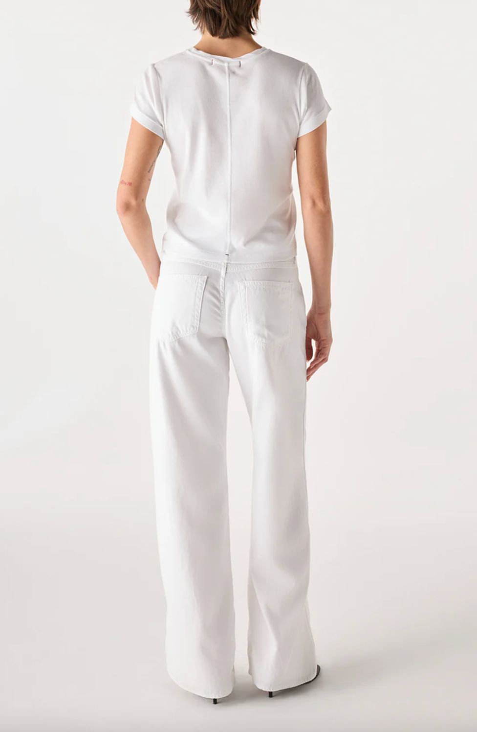 AMO Regina Jean in White