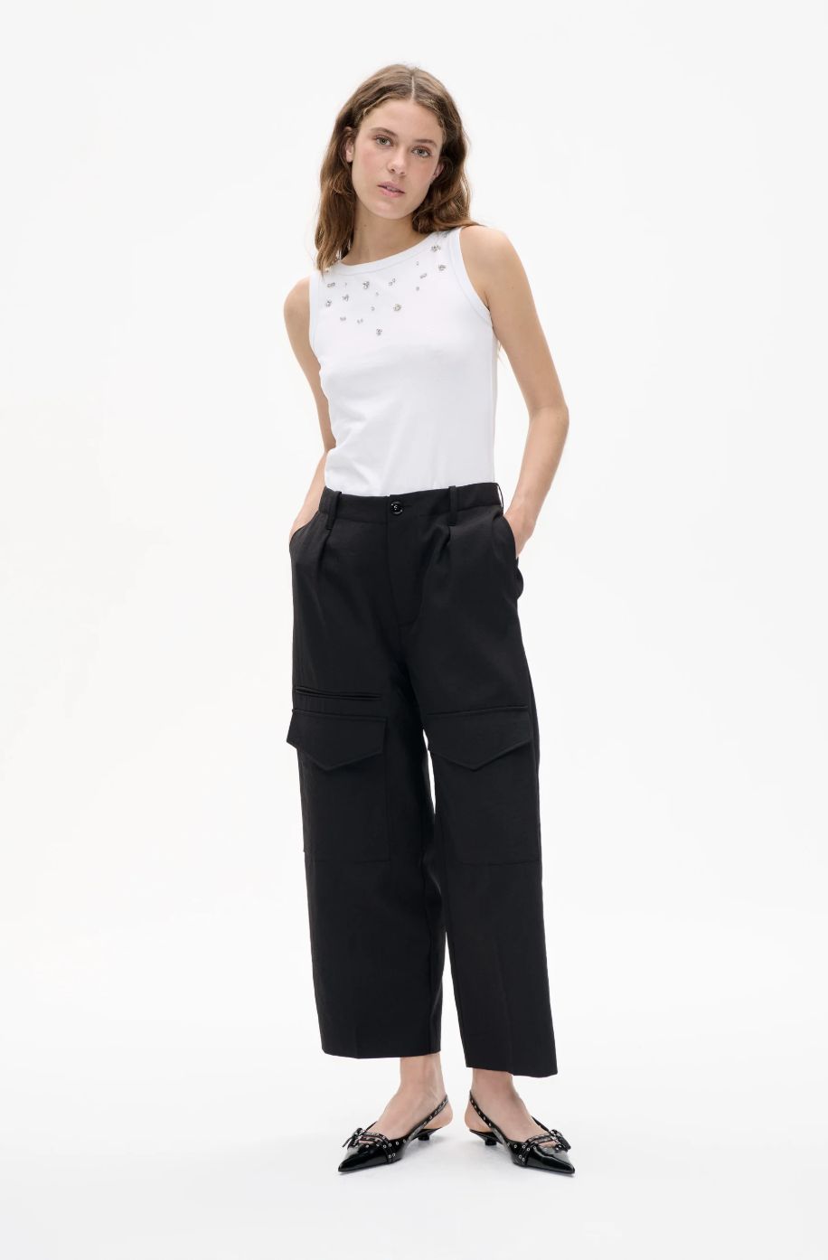 Baum und Pferdgarten Neria Pant