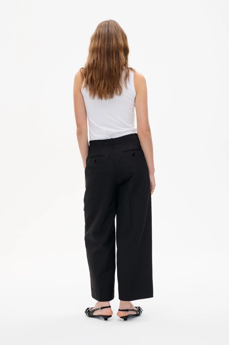 Baum und Pferdgarten Neria Pant