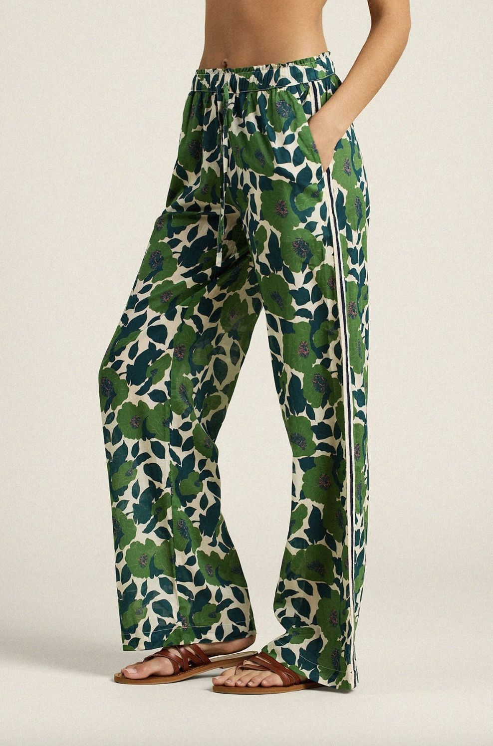 Trovata Vera Pant in Vega Floral