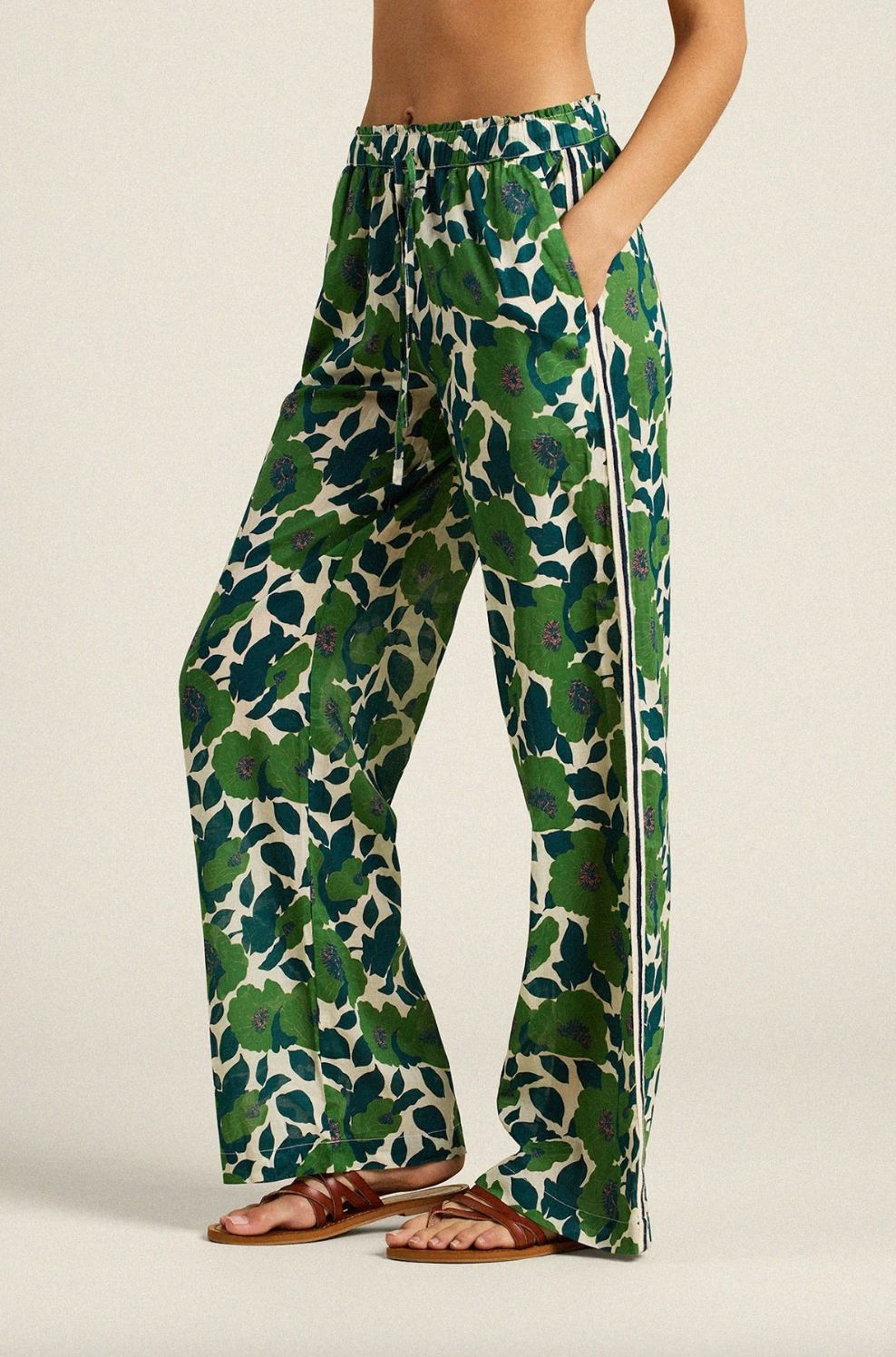 Trovata Vera Pant in Vega Floral