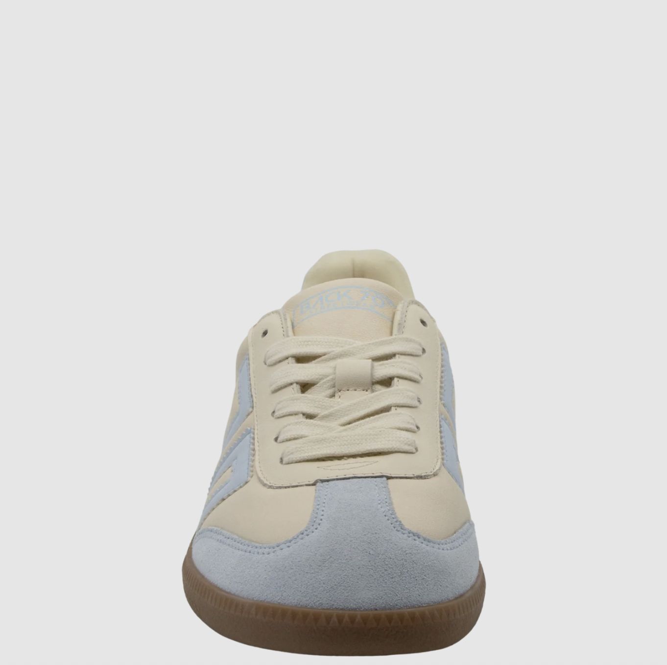 Back 70 Cloud D26 Sneakers in Butter Light Sky