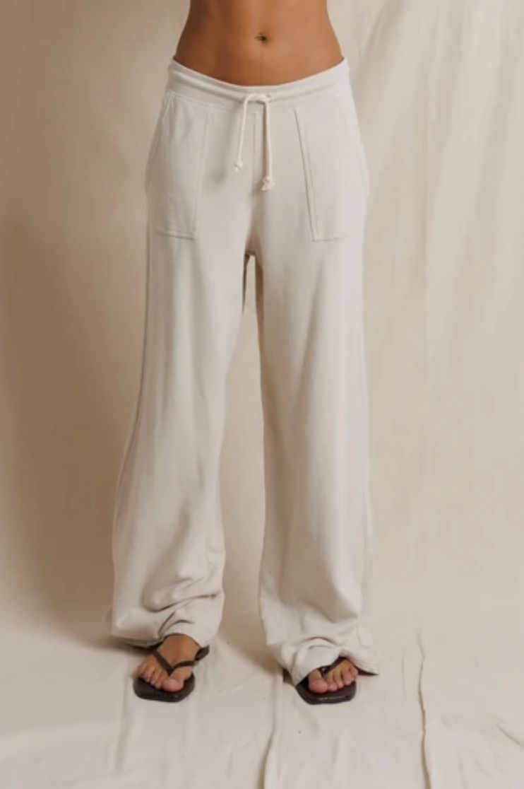 Perfect White Tee Noa Sweatpant in Whitecap Grey