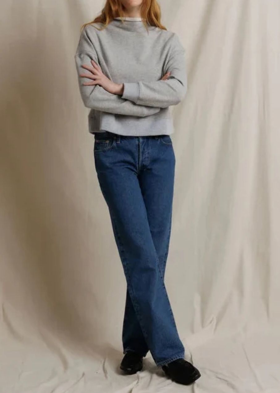 Perfect White Tee Arden Sweatshirt in Heather Grey
