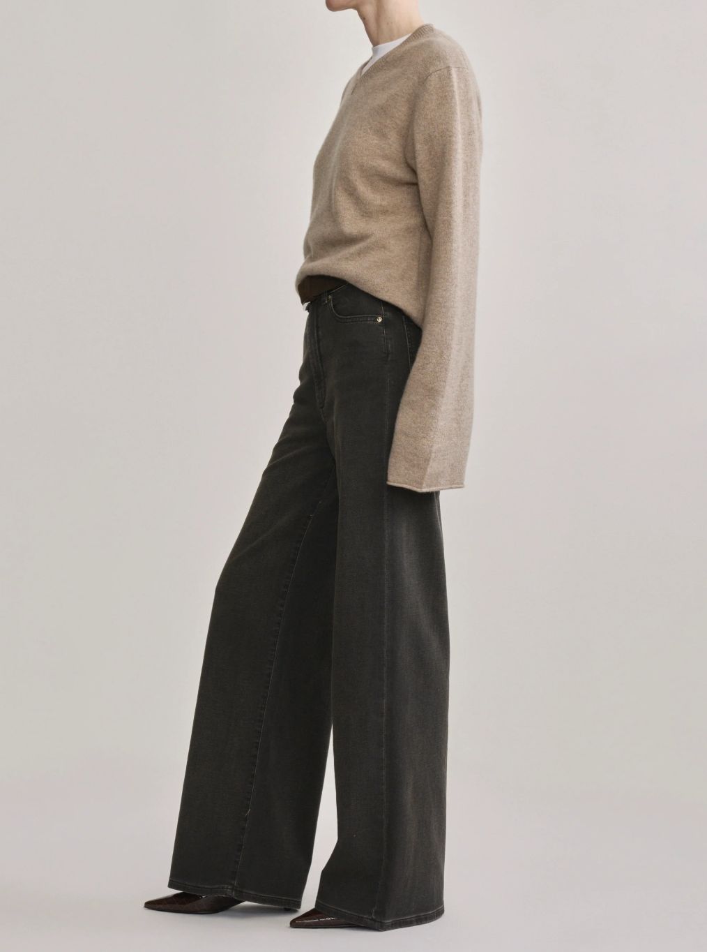 DL1961 Hepburn Wide Leg Jean in Rock