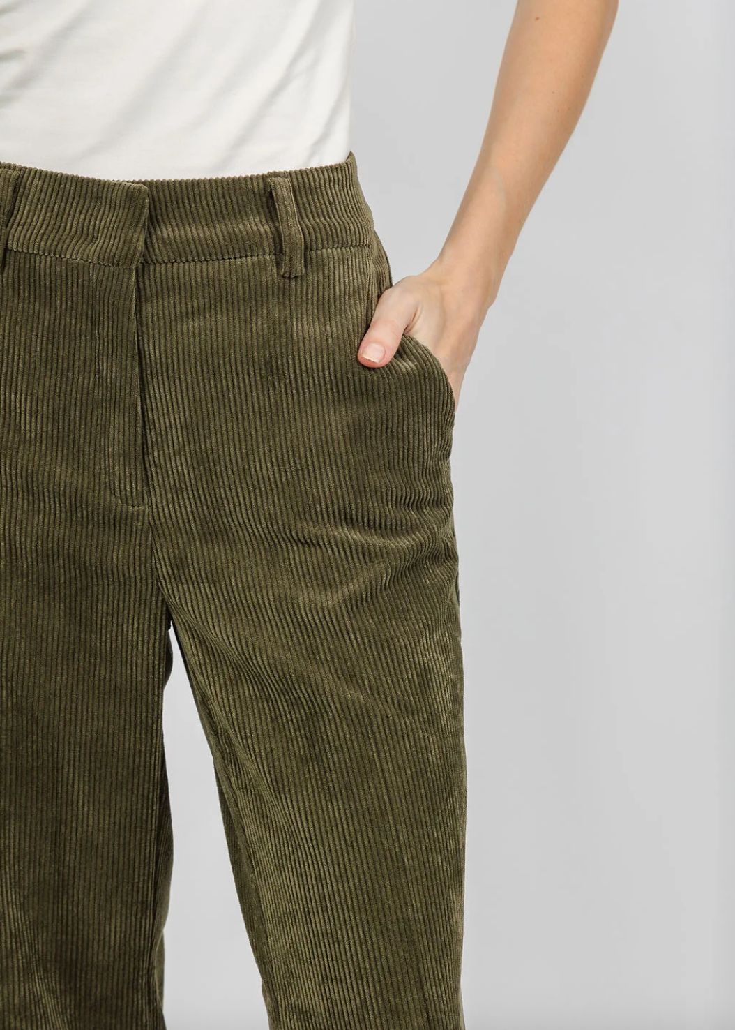 Cambio Amelie Corduroy Pant in Olive