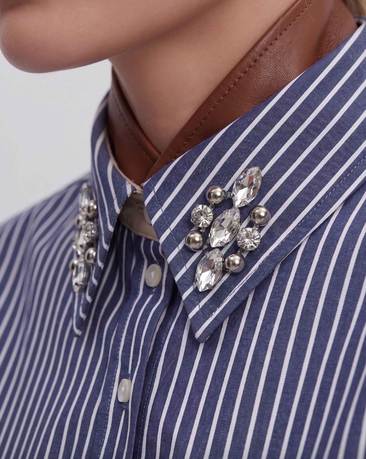 Theo Echo Crystal Collar Shirt Ink Blue