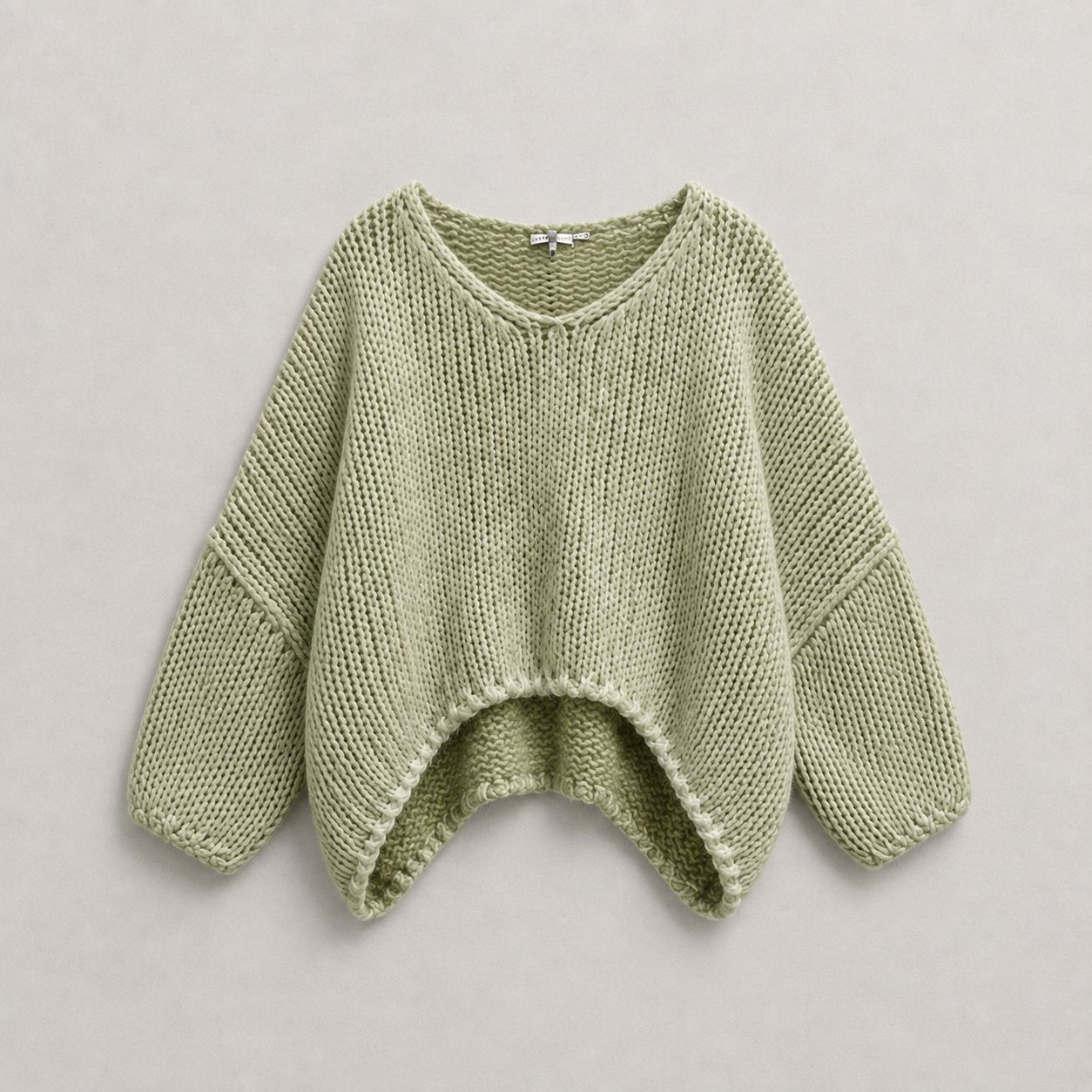 Tempo Chunky V-Neck Sweater